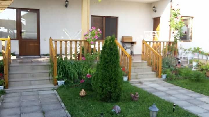 Guest House Nash Dom Kawarna Zewnętrze zdjęcie