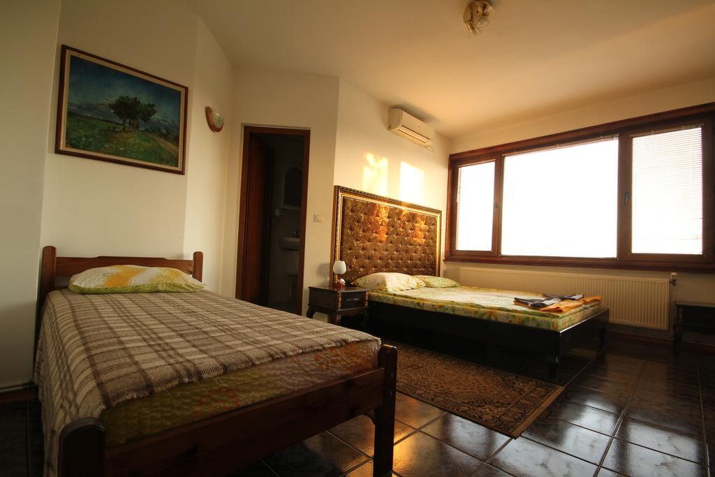 Guest House Nash Dom Kawarna Zewnętrze zdjęcie